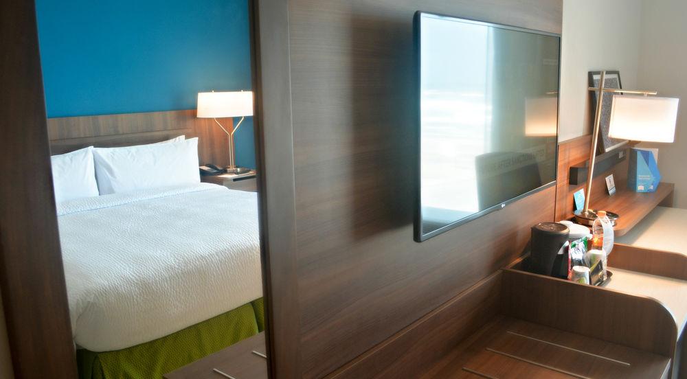 Fairfield Inn & Suites By Marriott Coatzacoalcos Buitenkant foto