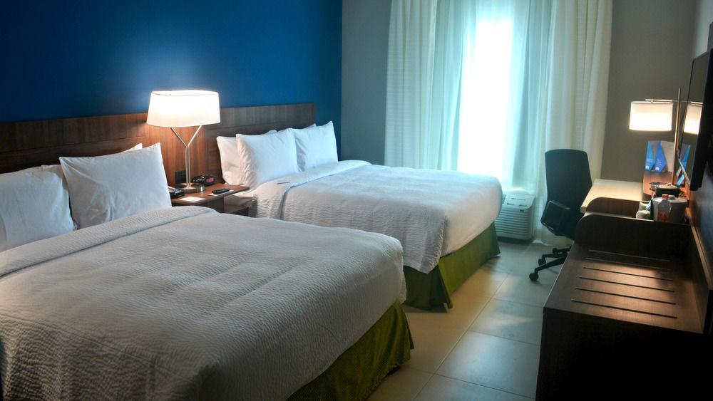 Fairfield Inn & Suites By Marriott Coatzacoalcos Buitenkant foto