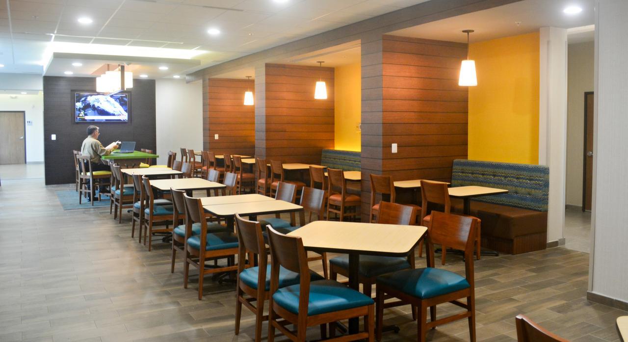 Fairfield Inn & Suites By Marriott Coatzacoalcos Buitenkant foto