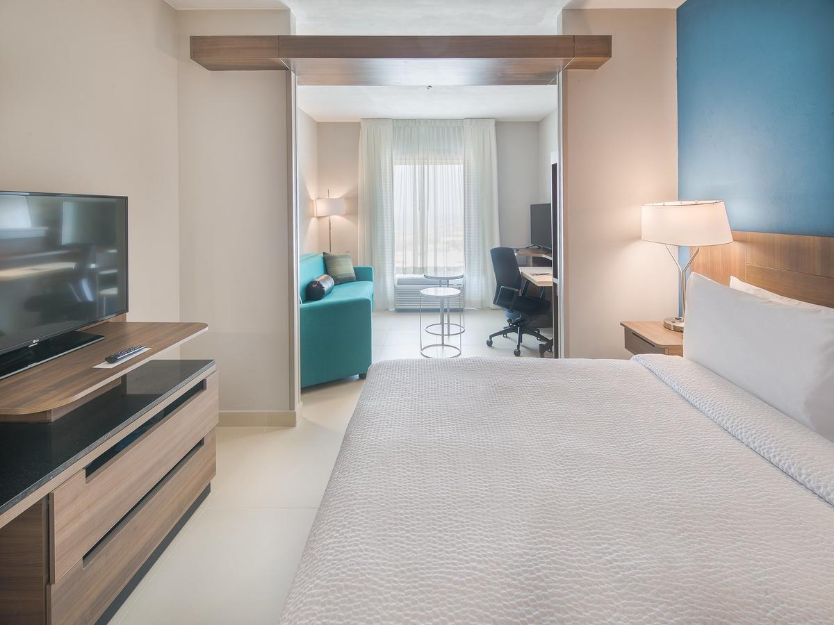Fairfield Inn & Suites By Marriott Coatzacoalcos Buitenkant foto